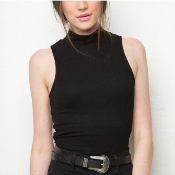 Brandy Melville Tops - Brandy Melville sleeveless crop turtleneck small
